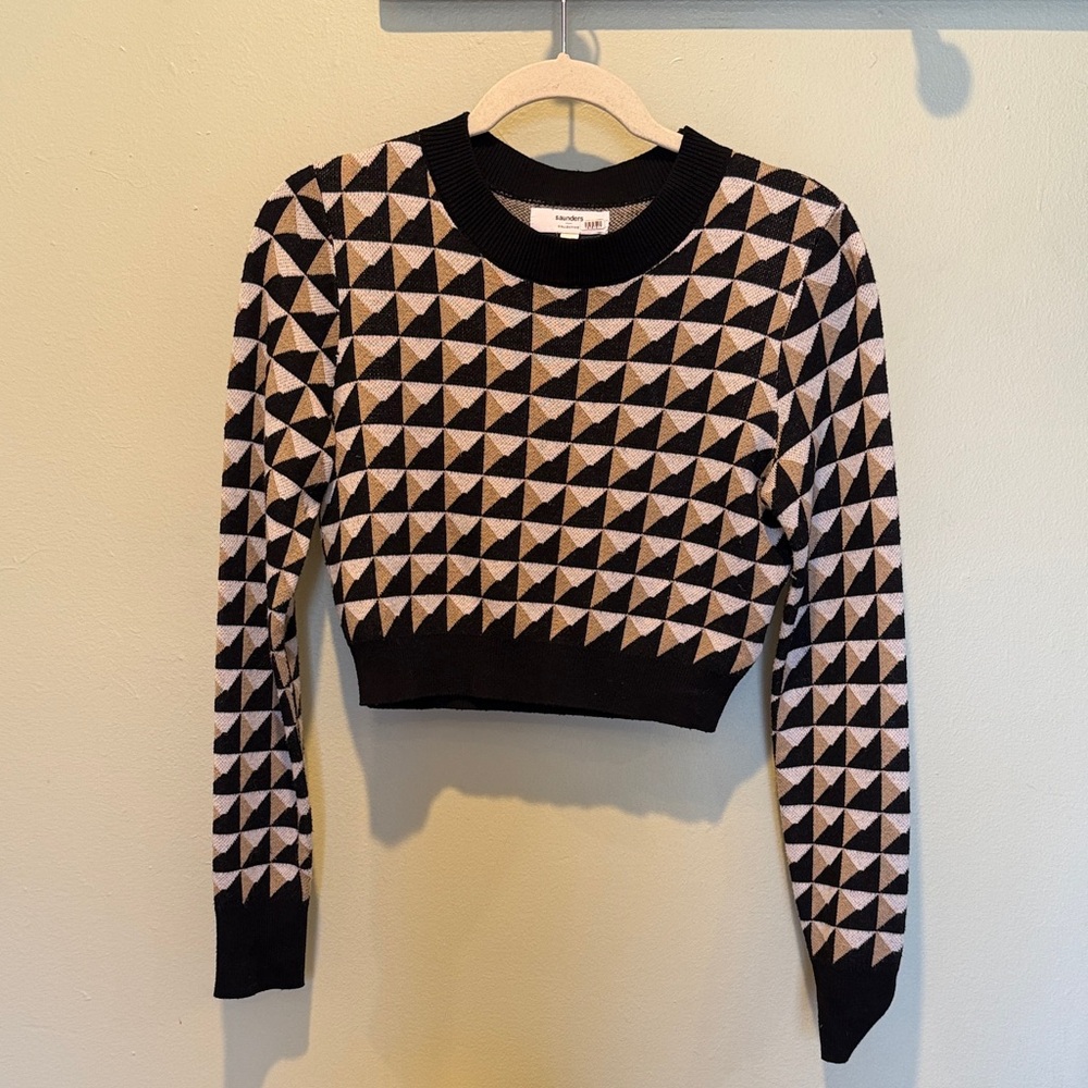 Saunders Collective Geometric Black & Cream Cropped Sweater